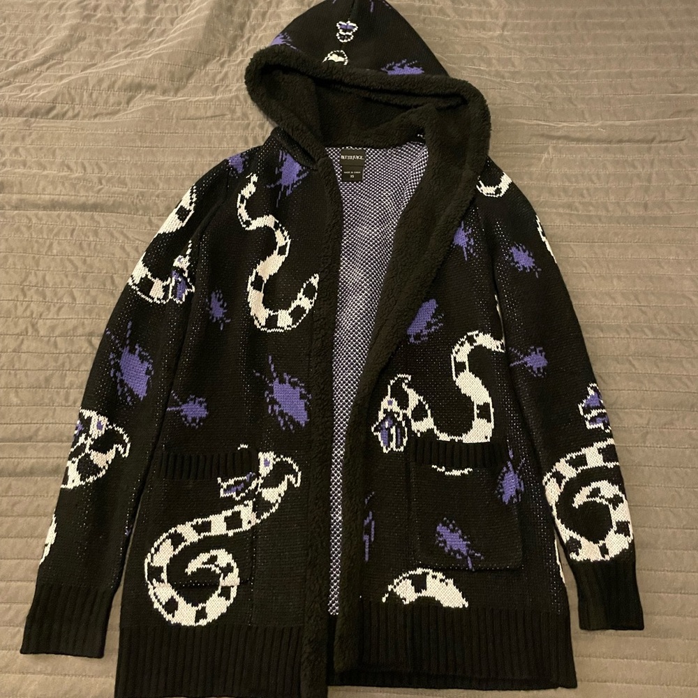 Bettlejuice Sweater 🐍💜